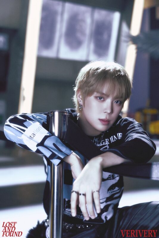 YEONHO VERIVERY Lost and Found Photobook