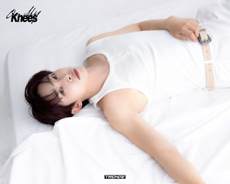 LEON TRENDZ On My Knees Dawn ver. Concept Photo