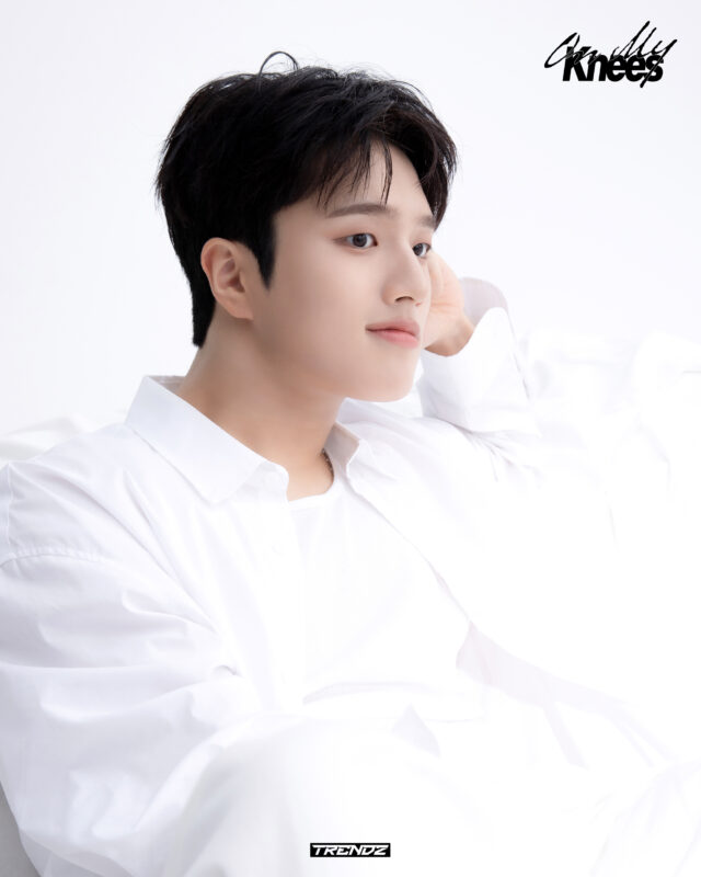 YECHAN TRENDZ On My Knees Dawn ver. Concept Photo