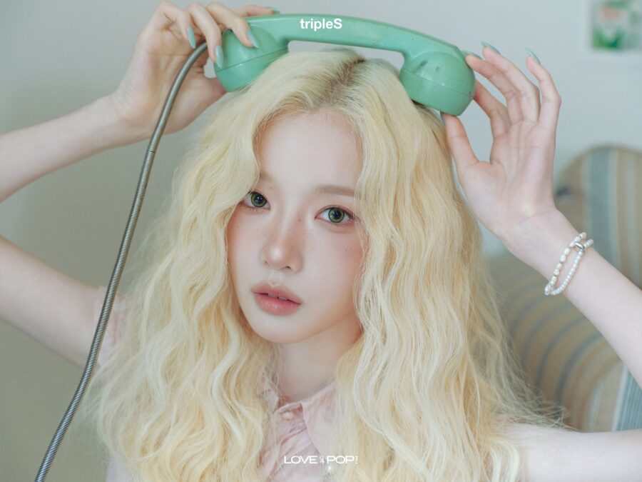 Kim YooYeon tripleS ASSEMBLE26 LOVEnPOP Blooming Flower ver. Concept Photo
