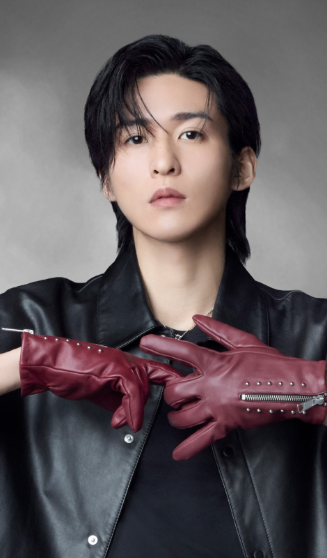 Ren Snow Man Photo