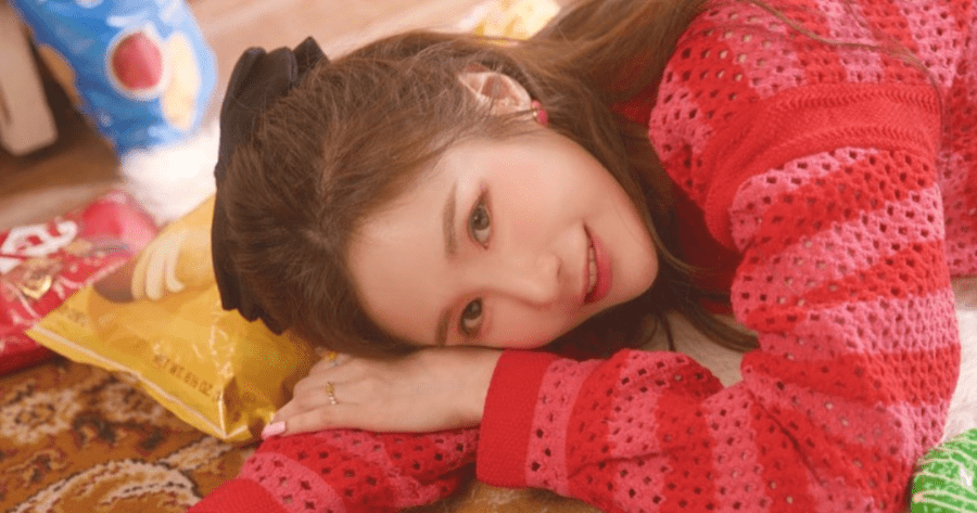 Bella Korean singer