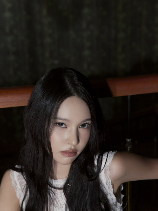 CHENYU A2O MAY BAD HABITS TONITE Concept Photo 3
