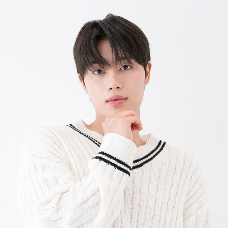 DIAZ member Siwoo