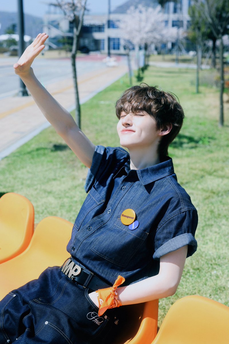 YUHZ main vocalist Junseong