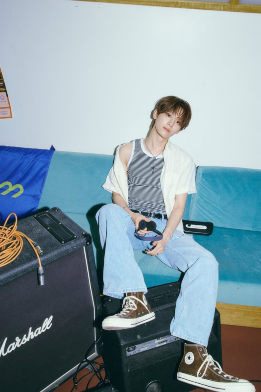YOUN YOUNGJUN hrtz.wav The Second Wave : MOMENTUM 'MOMENTUM' IMAGE TEASER 2