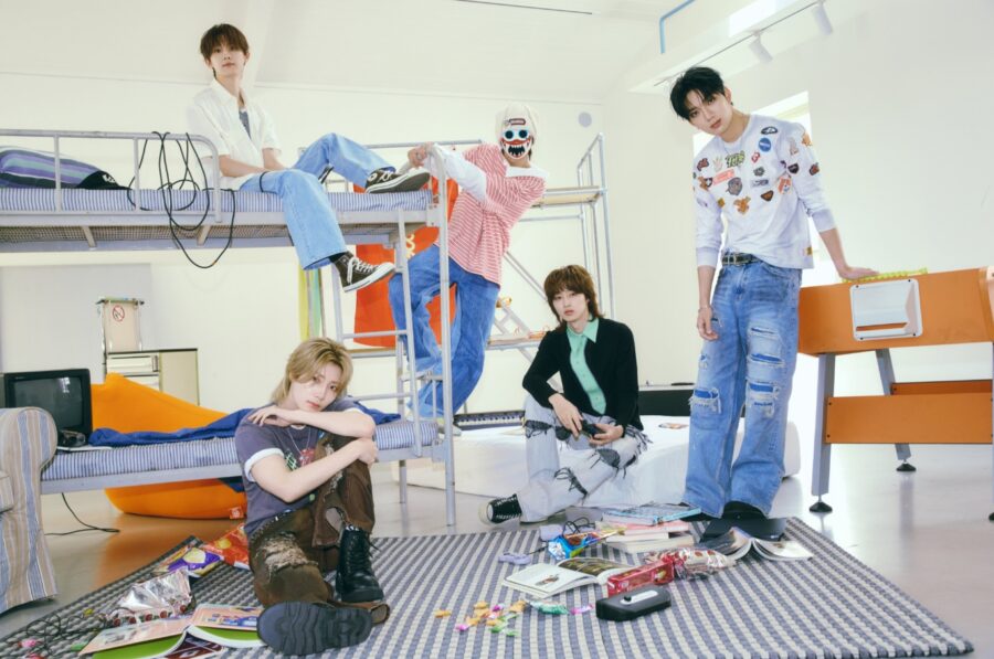 hrtz.wav The Second Wave : MOMENTUM 'MOMENTUM' IMAGE TEASER 2