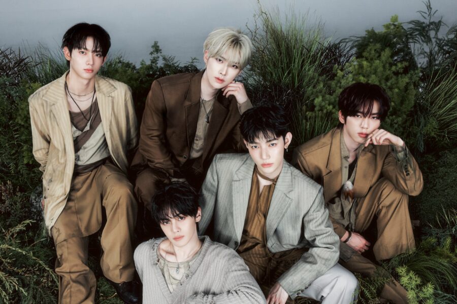 AND2BLE Sequence 01: Curiosity Concept Photo 'Unnatural'