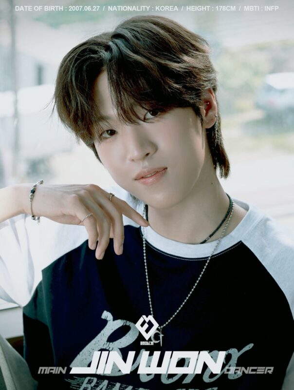 JIN WON EMOTI:M Official Photo