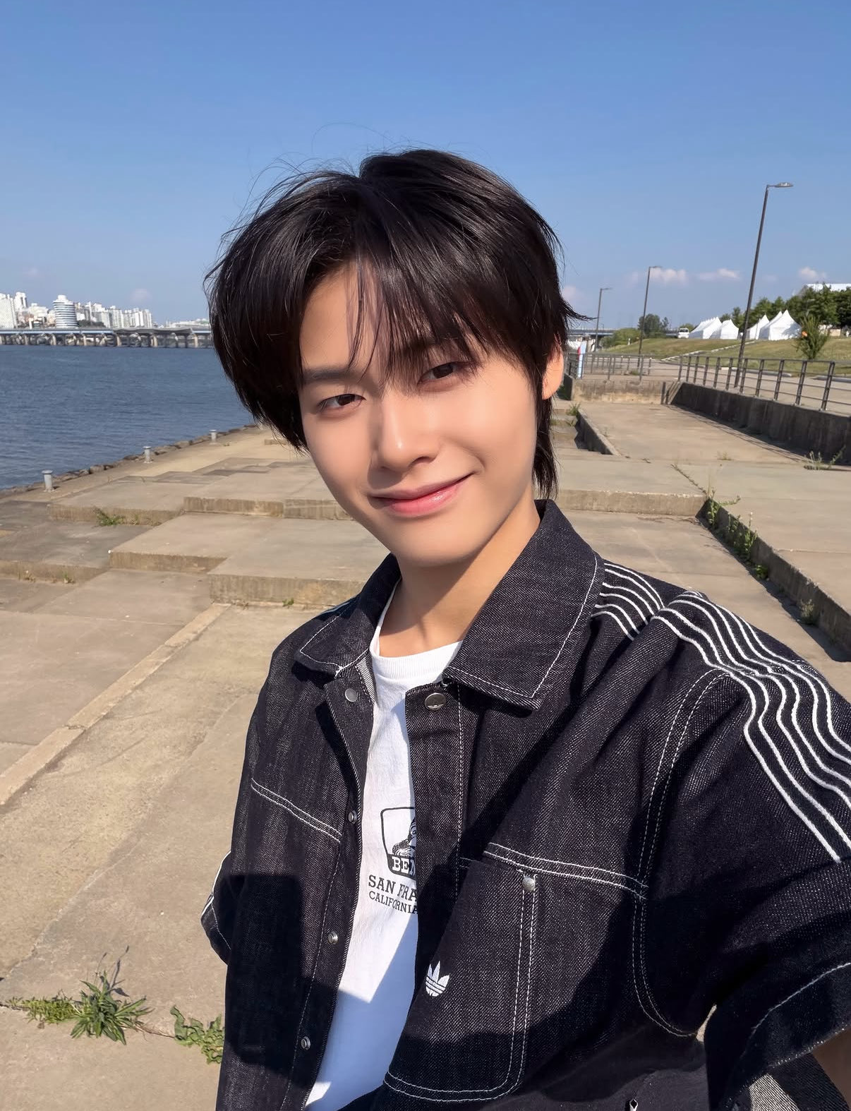 Jo Minseo OUIBOYS